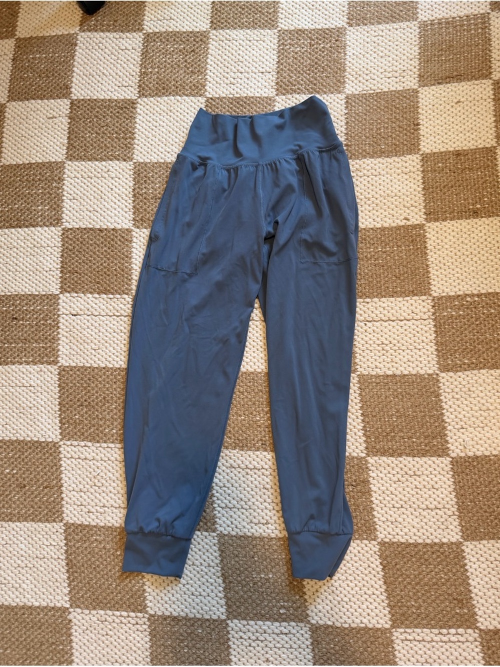 Athleta salutation jogger
